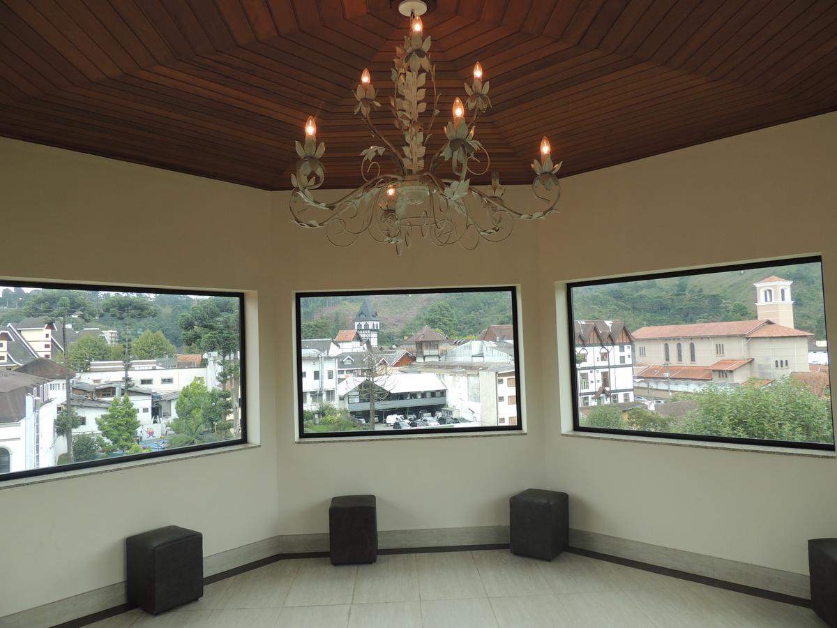 Hotel Monte Carlo Campos do Jordão Extérieur photo