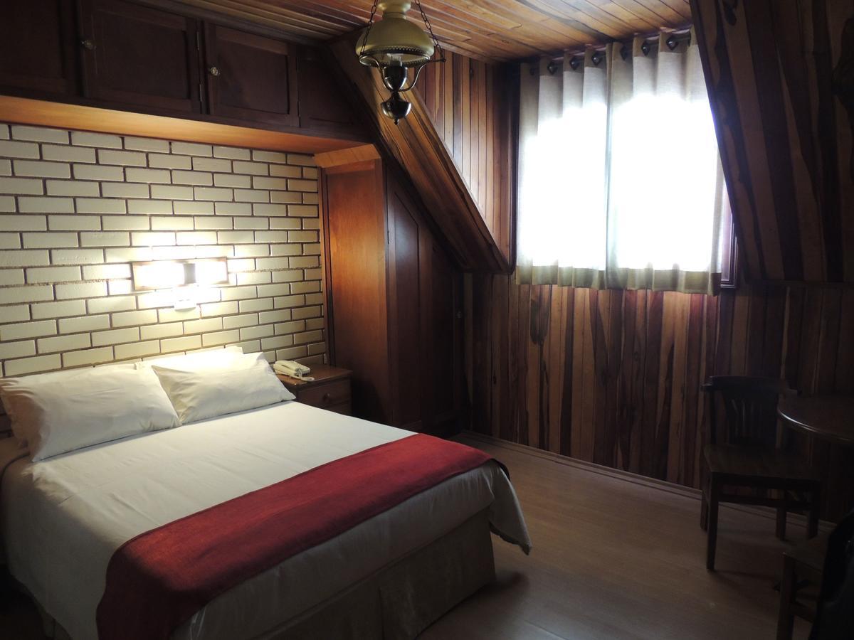 Hotel Monte Carlo Campos do Jordão Extérieur photo